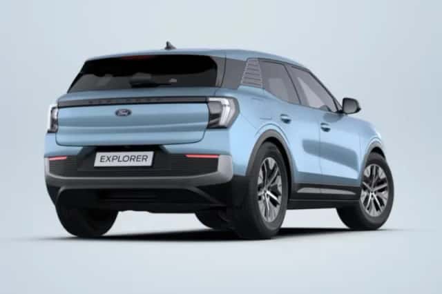 Ford Explorer (2026) thumbnail 4