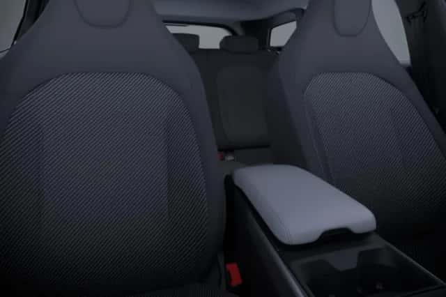 Ford Explorer (2026) thumbnail 5