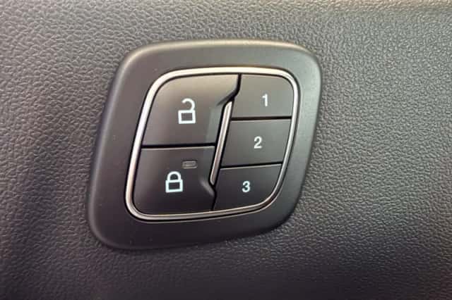 Ford Kuga (2026) thumbnail 23
