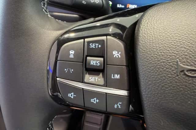 Ford Kuga (2026) thumbnail 32