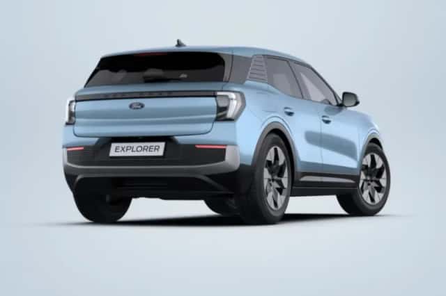 Ford Explorer (2026) thumbnail 4
