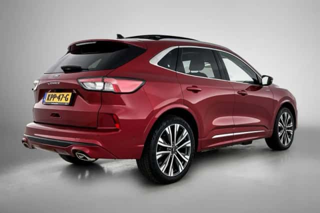 Ford Kuga (2022) thumbnail 4