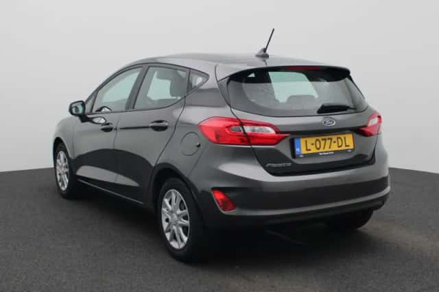 Ford Fiesta (2021) thumbnail 2