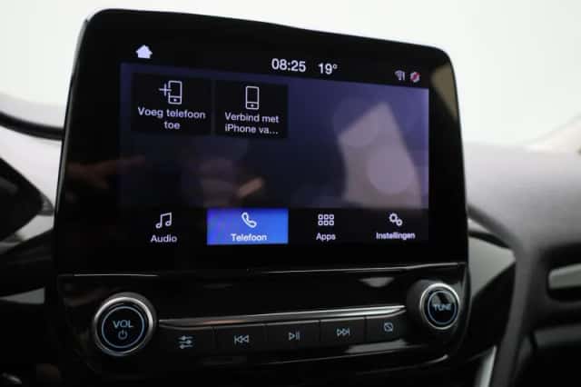 Ford Fiesta (2021) thumbnail 16