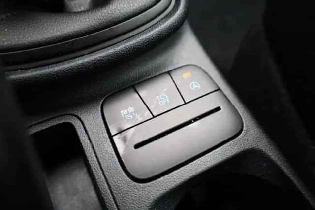 Ford Fiesta (2021) thumbnail 21