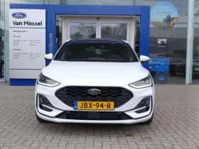 Ford Focus thumbnail 3