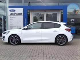 Ford Focus thumbnail 6