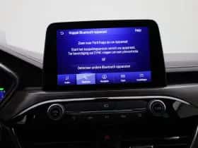Ford Kuga thumbnail 22