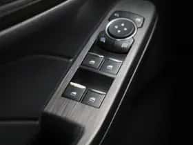 Ford Kuga thumbnail 30
