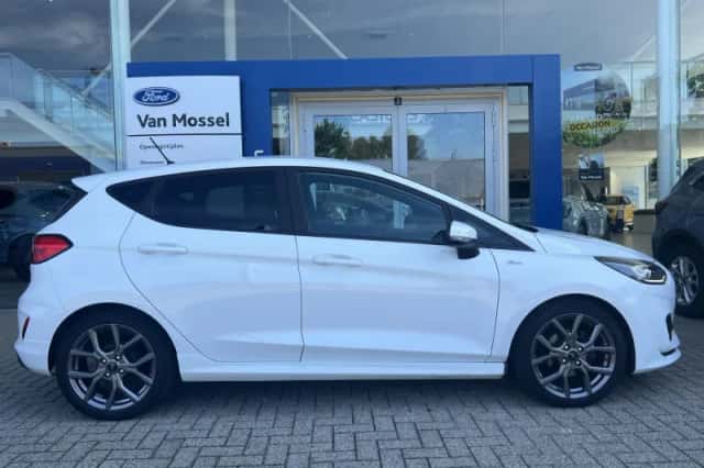 Ford Fiesta (2022) thumbnail 6