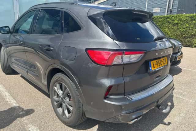 Ford Kuga (2024) thumbnail 4