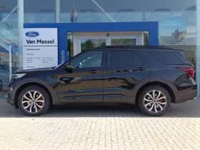 Ford Explorer thumbnail 2