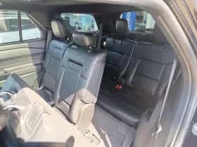 Ford Explorer thumbnail 17