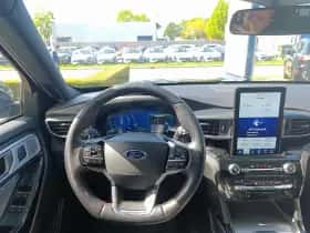 Ford Explorer thumbnail 18