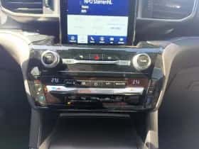 Ford Explorer thumbnail 35