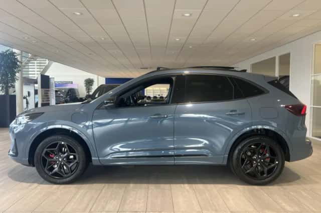 Ford Kuga (2026) thumbnail 2