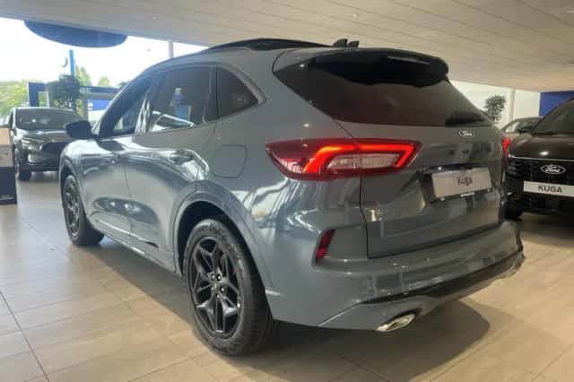 Ford Kuga (2026) thumbnail 3