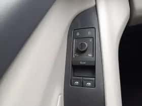 Ford Explorer thumbnail 17