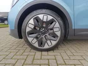 Ford Explorer thumbnail 9
