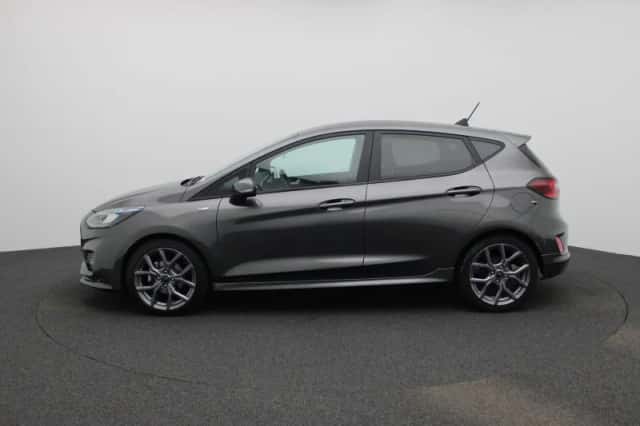 Ford Fiesta (2023) thumbnail 4
