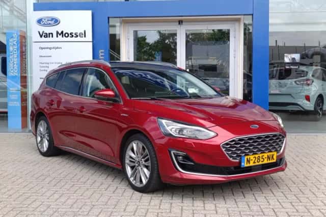 Ford Focus (2019) thumbnail 2