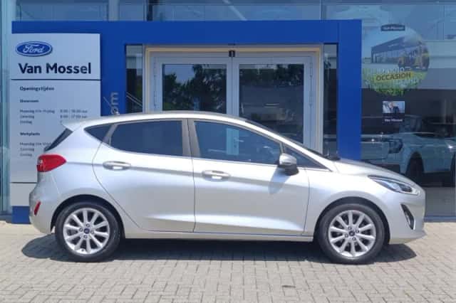 Ford Fiesta (2019) thumbnail 4