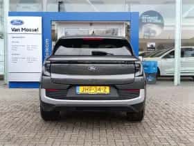 Ford Explorer thumbnail 4