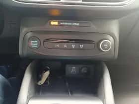 Ford Focus thumbnail 25