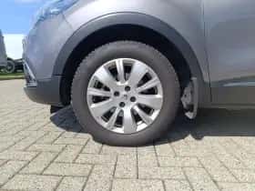 Renault Captur thumbnail 6
