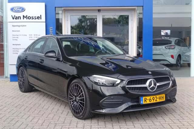 Mercedes-Benz C-Klasse (2022) thumbnail 2