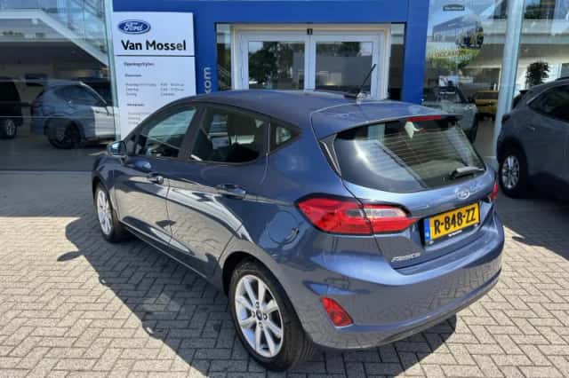 Ford Fiesta (2023) thumbnail 3