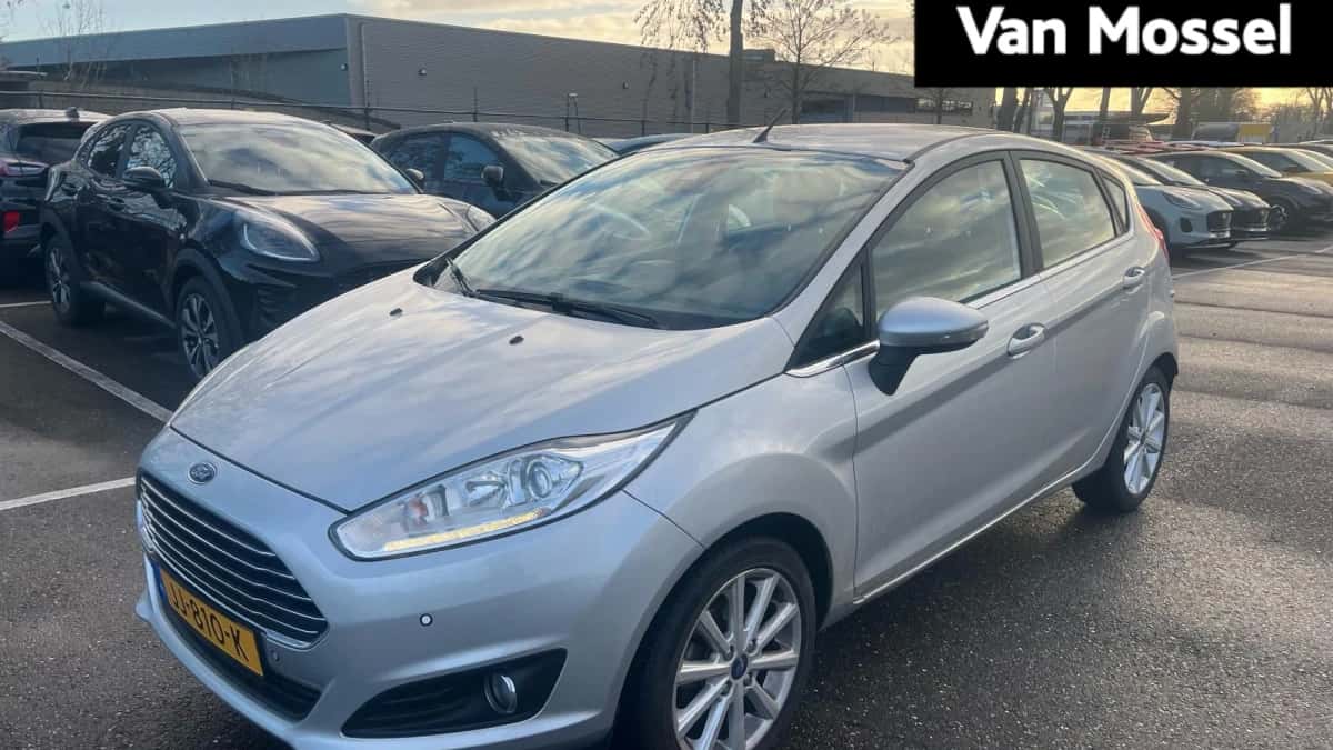 Ford Fiesta — foto 1