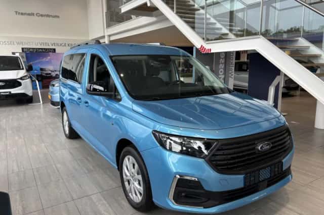 Ford Tourneo Connect (2026) thumbnail 2