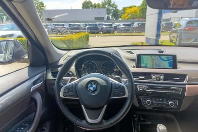 BMW X1 (2017) thumbnail 15
