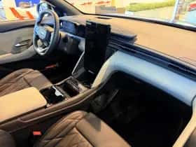 Ford Explorer thumbnail 18