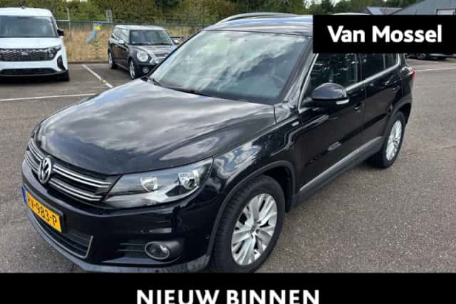 Volkswagen Tiguan (2013) thumbnail 1