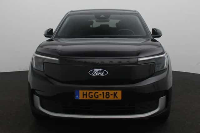 Ford Explorer (2025) thumbnail 3