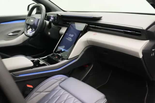 Ford Explorer (2025) thumbnail 25