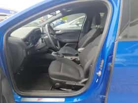 Ford Focus thumbnail 6