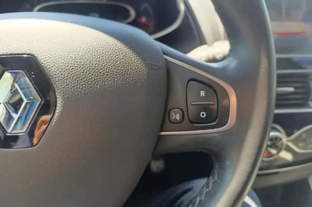 Renault Clio (2019) thumbnail 20