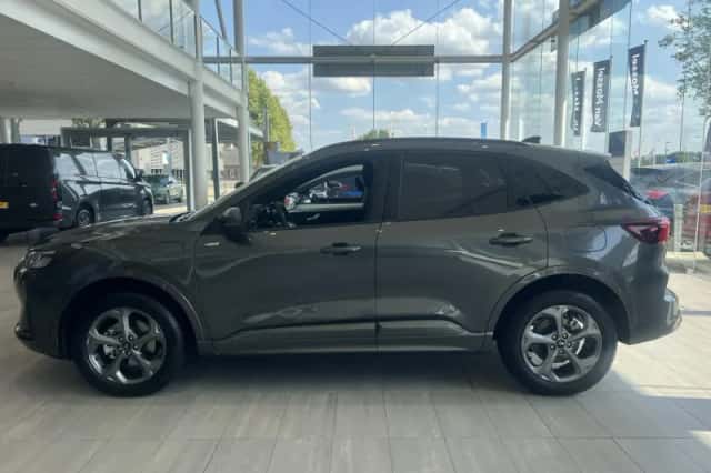 Ford Kuga (2026) thumbnail 2