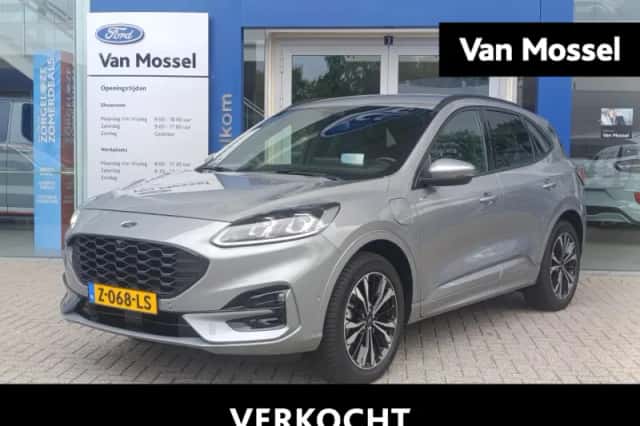Ford Kuga (2022) thumbnail 1