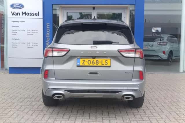 Ford Kuga (2022) thumbnail 6