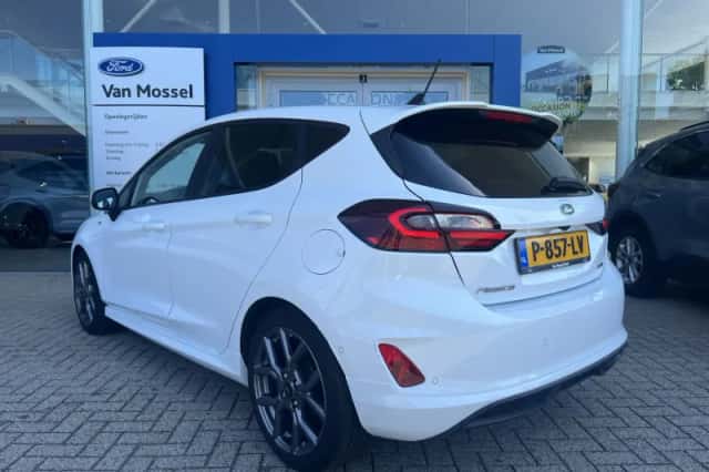 Ford Fiesta (2022) thumbnail 3