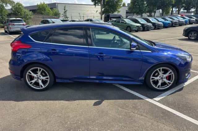 Ford Focus (2016) thumbnail 6