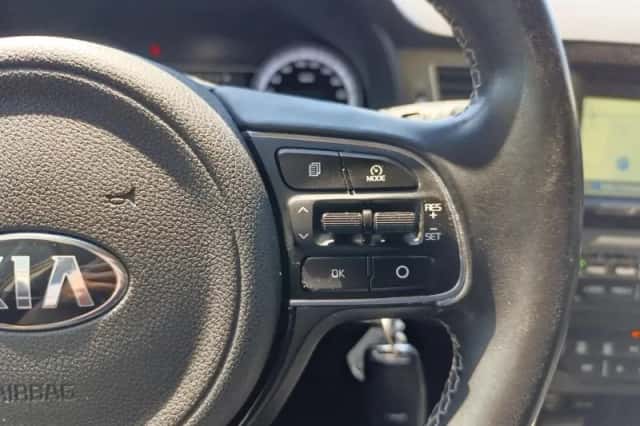 Kia Niro (2019) thumbnail 18