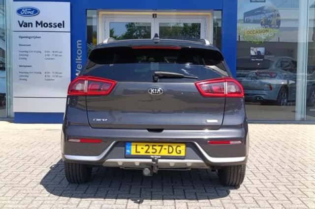 Kia Niro (2019) thumbnail 3