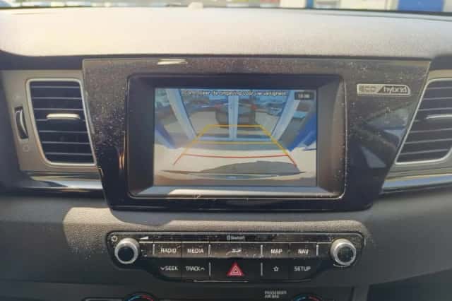Kia Niro (2019) thumbnail 22