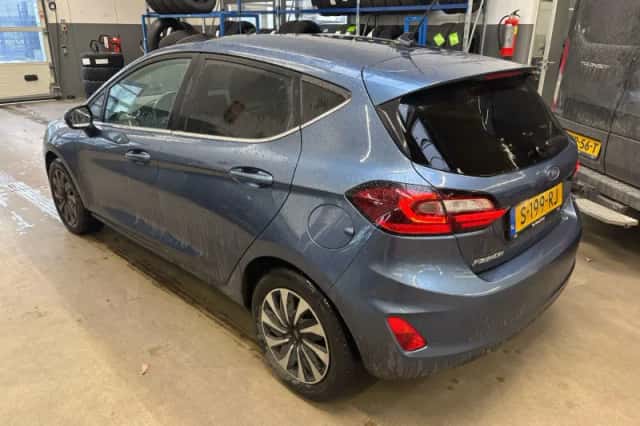 Ford Fiesta (2023) thumbnail 3