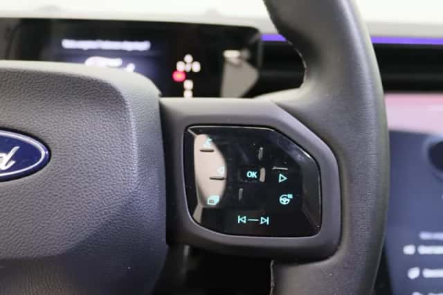Ford Explorer (2025) thumbnail 19